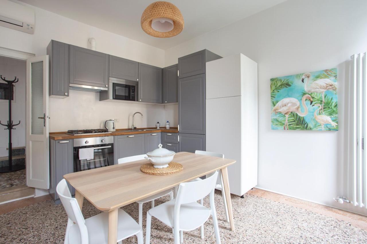 Biennale Giardini Apartment Венеция Екстериор снимка
