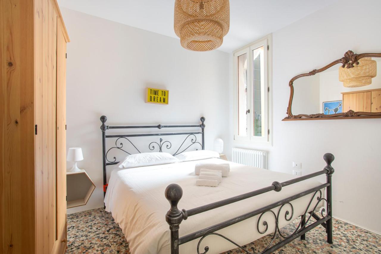 Biennale Giardini Apartment Венеция Екстериор снимка